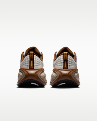NIKE公式】ナイキ ボメロ プラス メンズ ロード ランニングシューズ